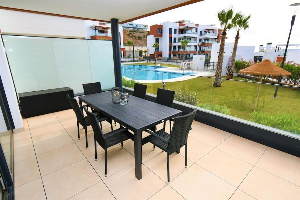 Ferienwohnung Casa Kerr - Luxury Apt - Sleeps 9 - Los Boliches Málaga Exterior foto