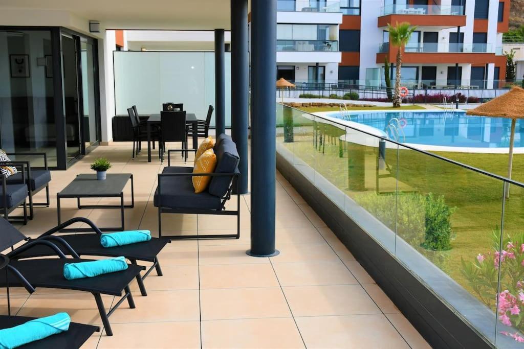 Ferienwohnung Casa Kerr - Luxury Apt - Sleeps 9 - Los Boliches Málaga Exterior foto